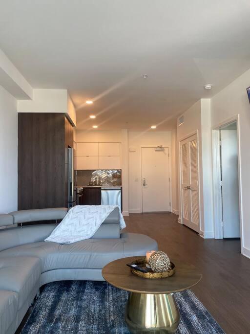 Relax On Wilshire With A View Apartment Los Angeles Luaran gambar